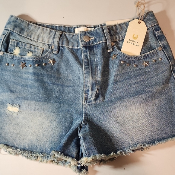 Austin Landing Pants - Austin Landing NWT Distressed Star-Studded Blue Denim Shorts
